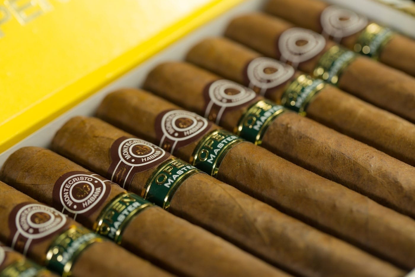 Perdomo Habano Connecticut Gordo — Connecticut wrapper, Creamy, toasted almond, vanilla